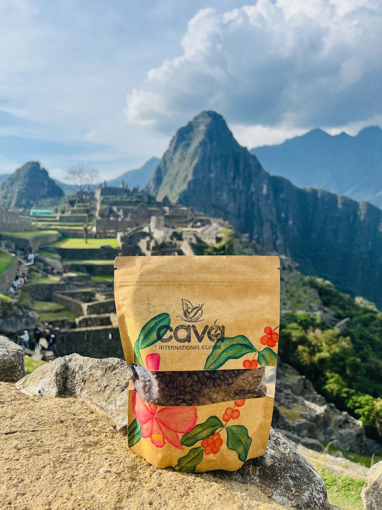 Edición especial de CAVA International Coffee en Machu Picchu